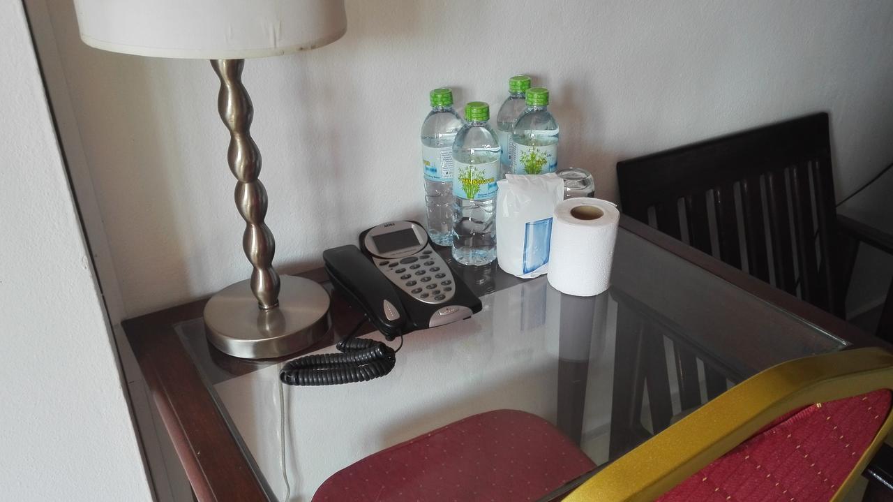 Suksavanh River 2 Hotel Ban Nongdouang Quarto foto