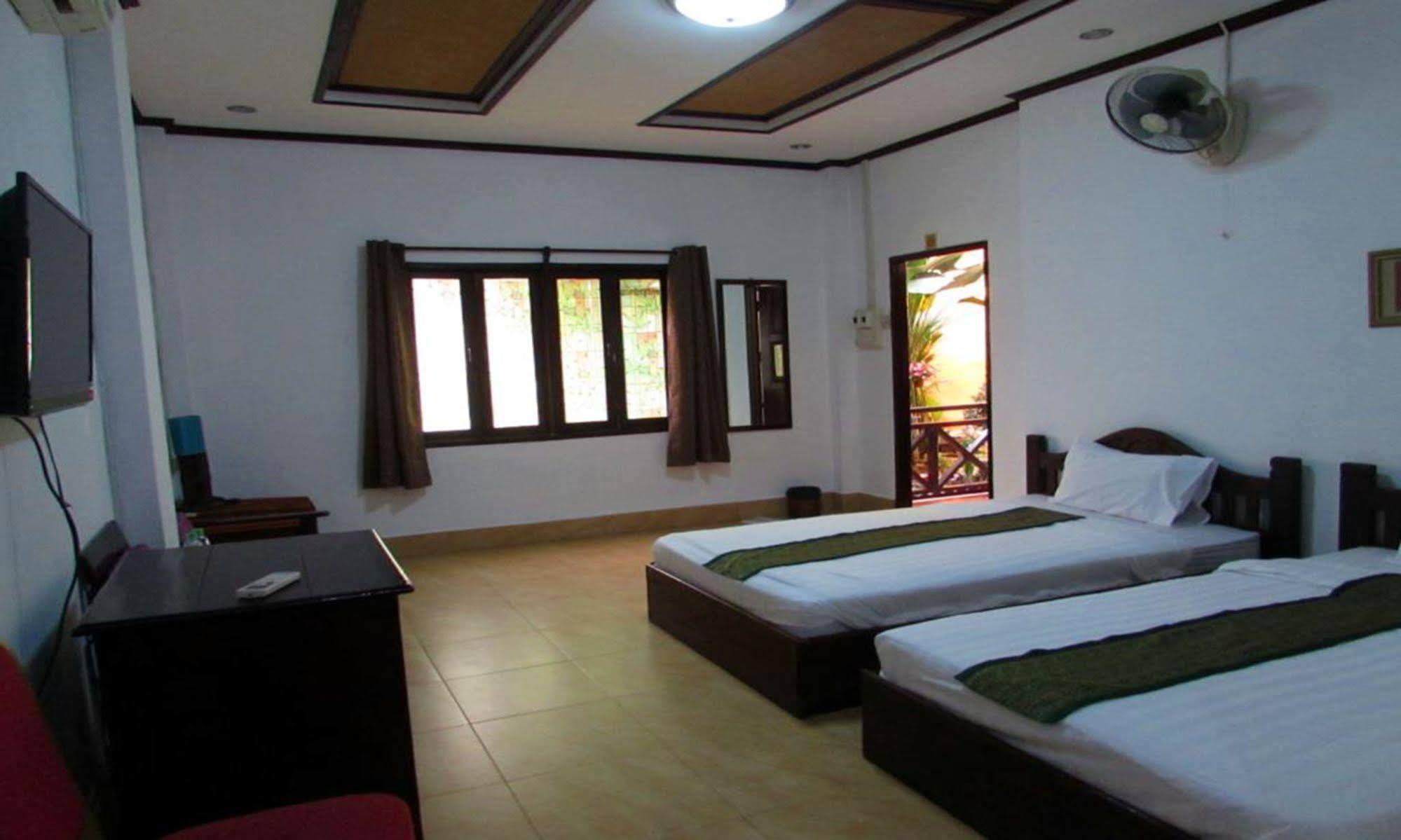 Suksavanh River 2 Hotel Ban Nongdouang Exterior foto