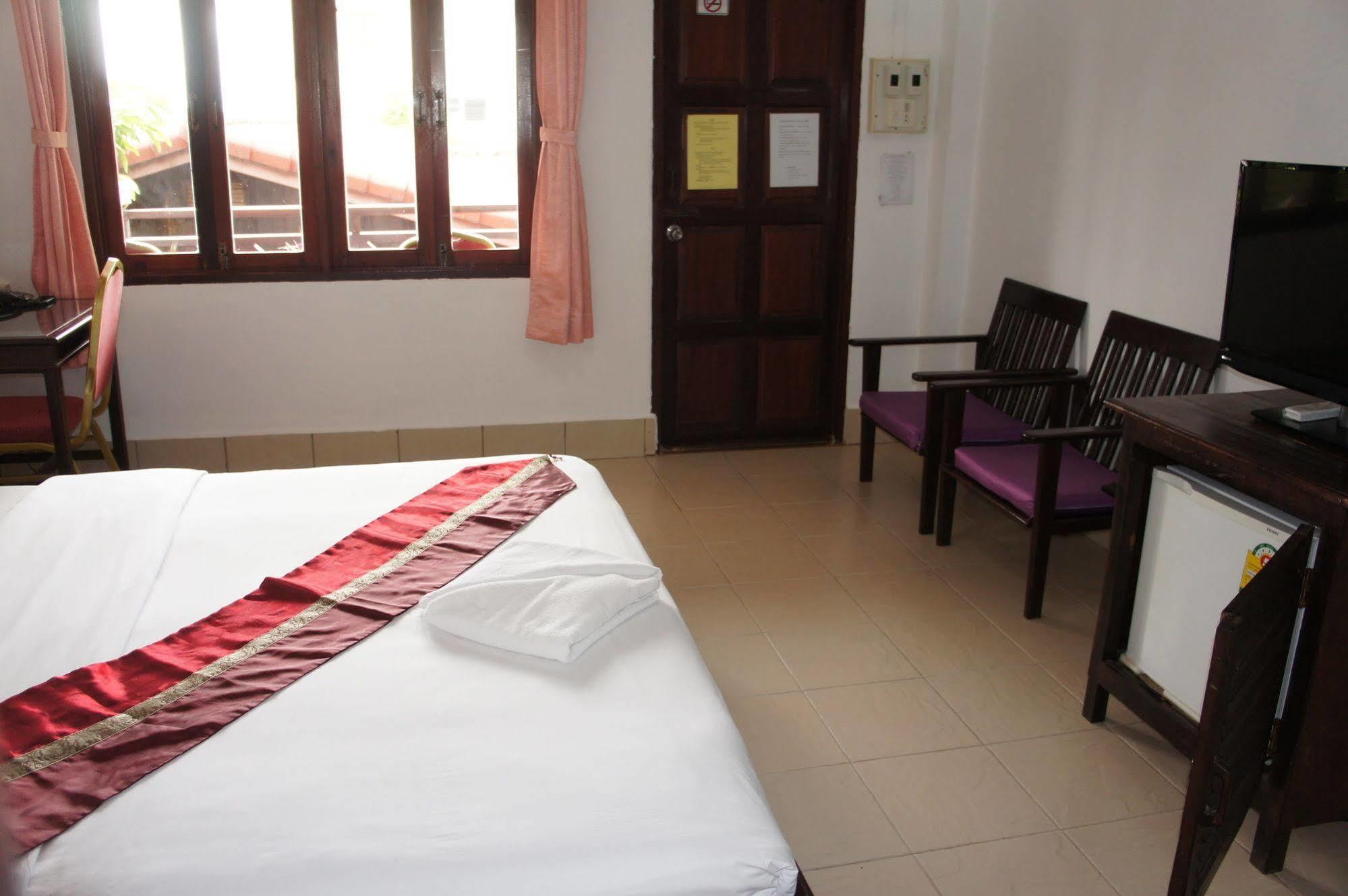 Suksavanh River 2 Hotel Ban Nongdouang Exterior foto
