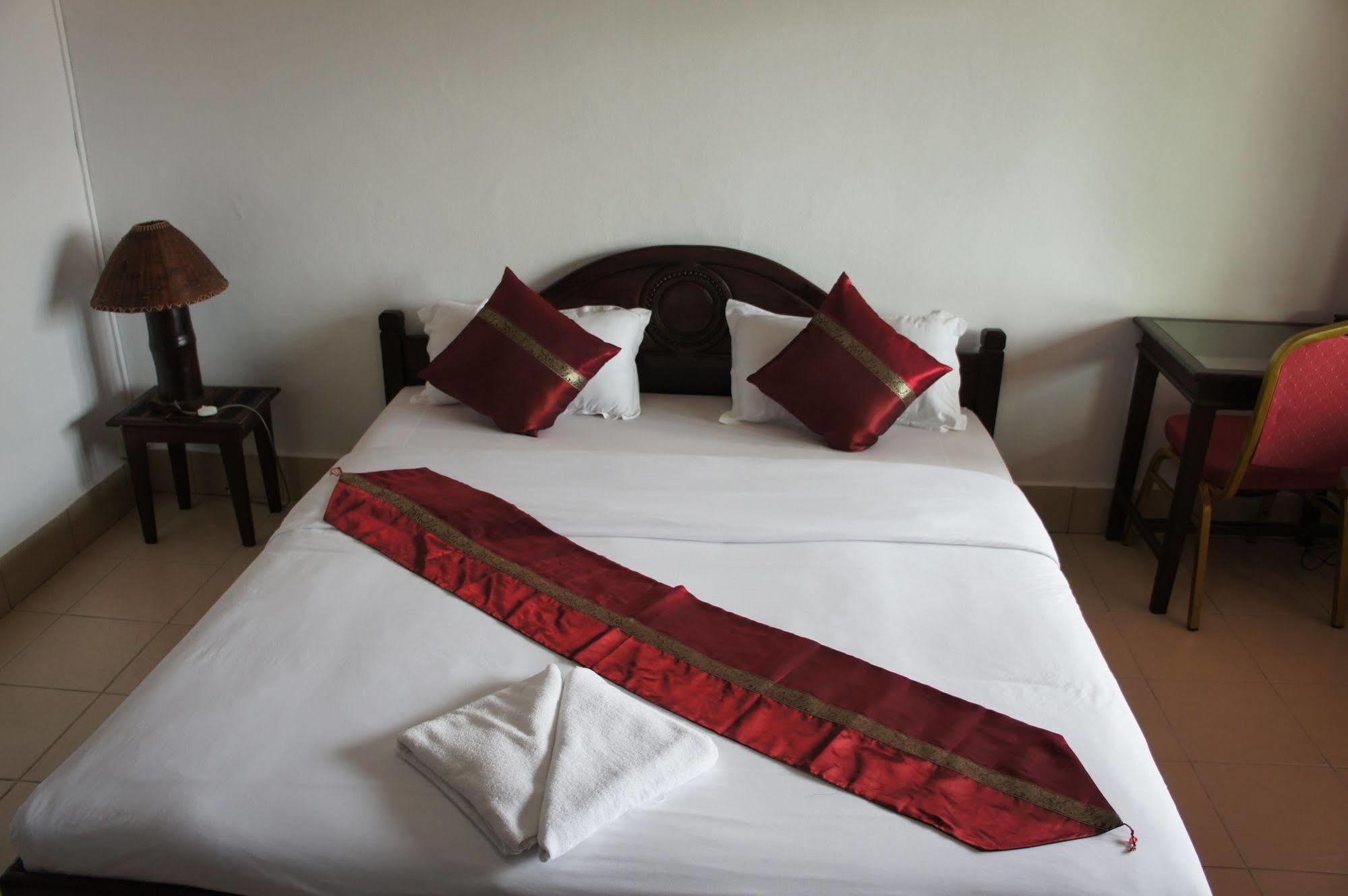 Suksavanh River 2 Hotel Ban Nongdouang Exterior foto